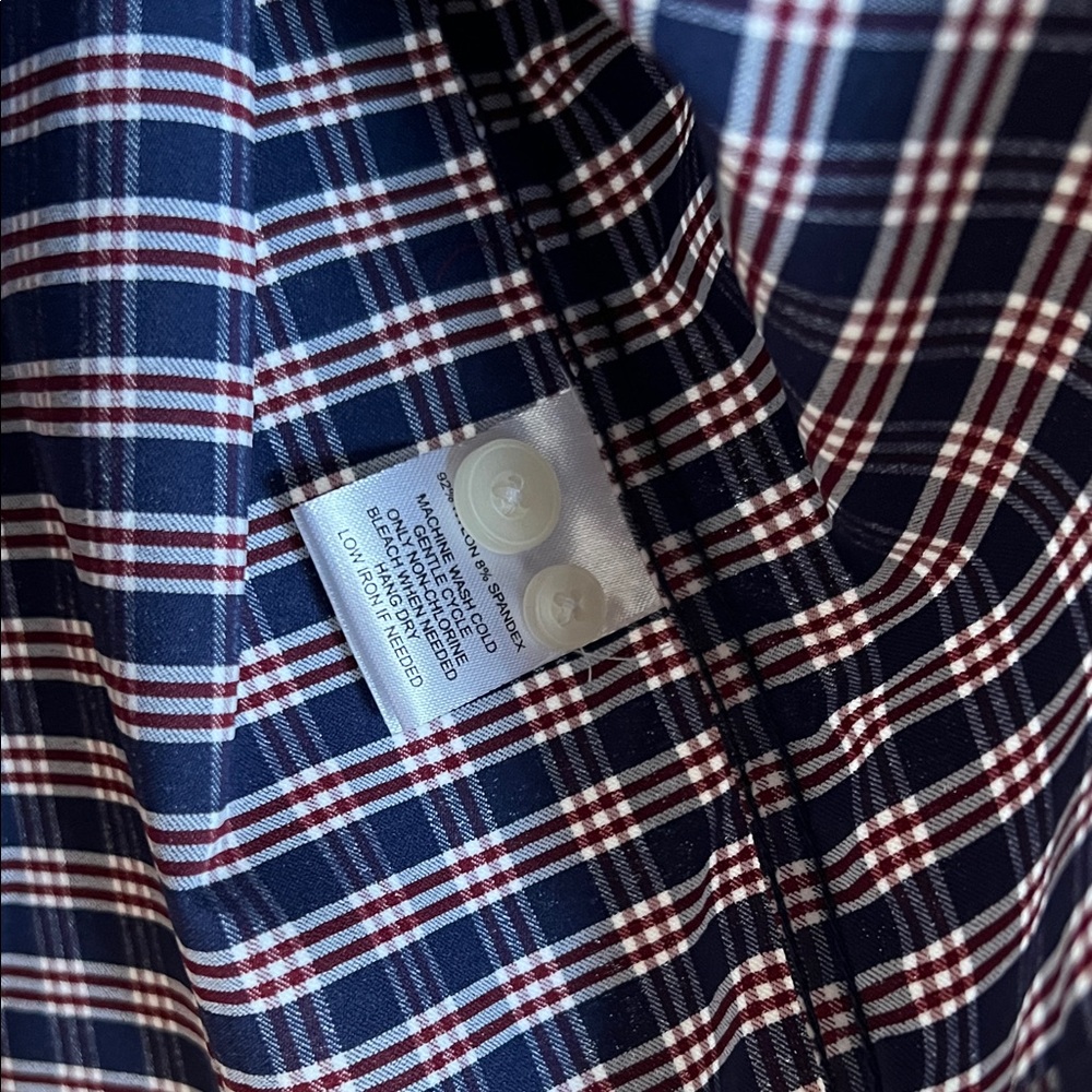 New UNTUCKit Mens Dress Shirt L Navy Burgundy Plaid Nylon Long Sleeve Button - Picture 9 of 13